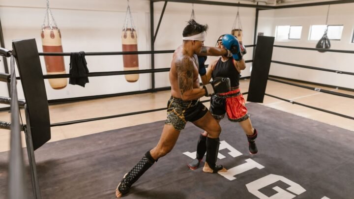 How to Choose the Right Muay Thai Glove Size