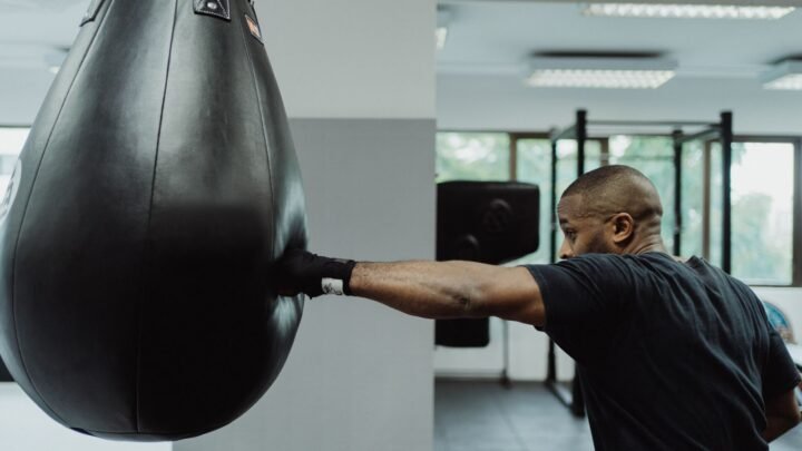 How to Use a Double-End Bag: Boxing Guide for Beginners