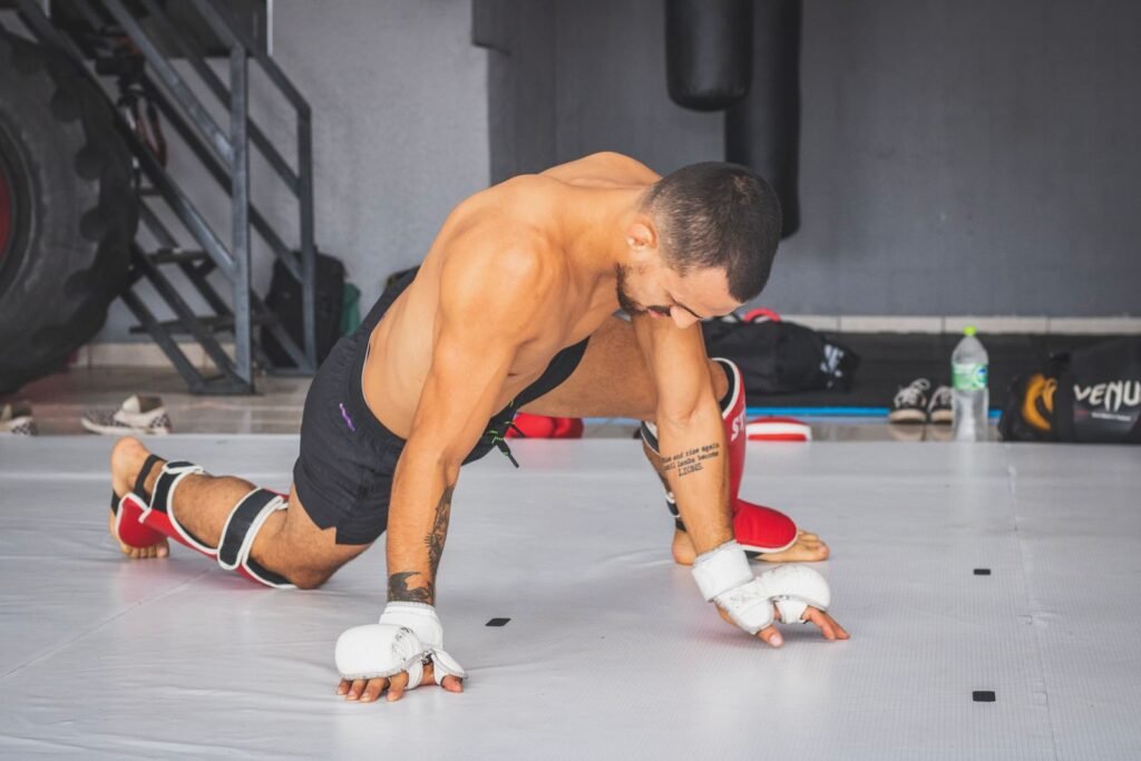 How to Choose MMA Gloves for Sparring vs Competition